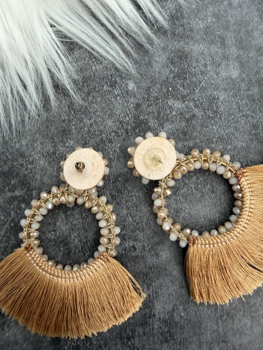 Statement earrings - Picture 3 of 3